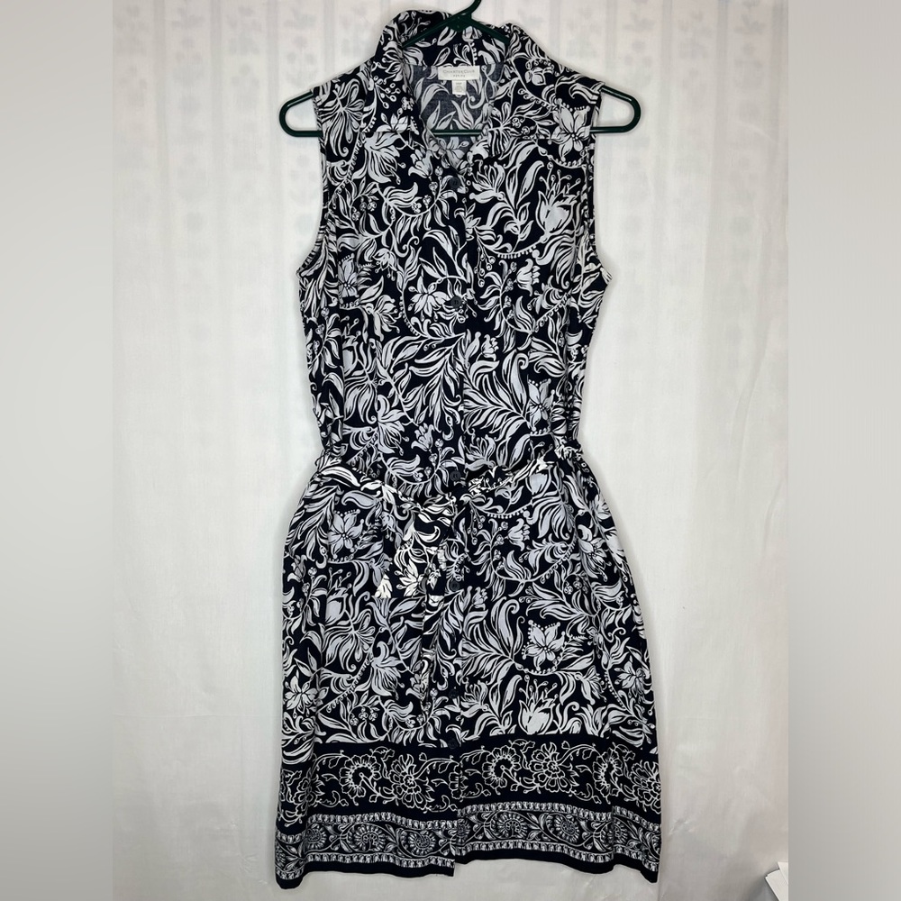 Women’s dress